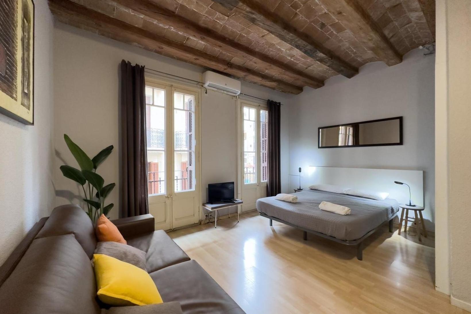 Fuer 3 Personen Ca 40 Qm In Barcelona-gracia, Costa Brava Costa Del Maresme * Barcelone